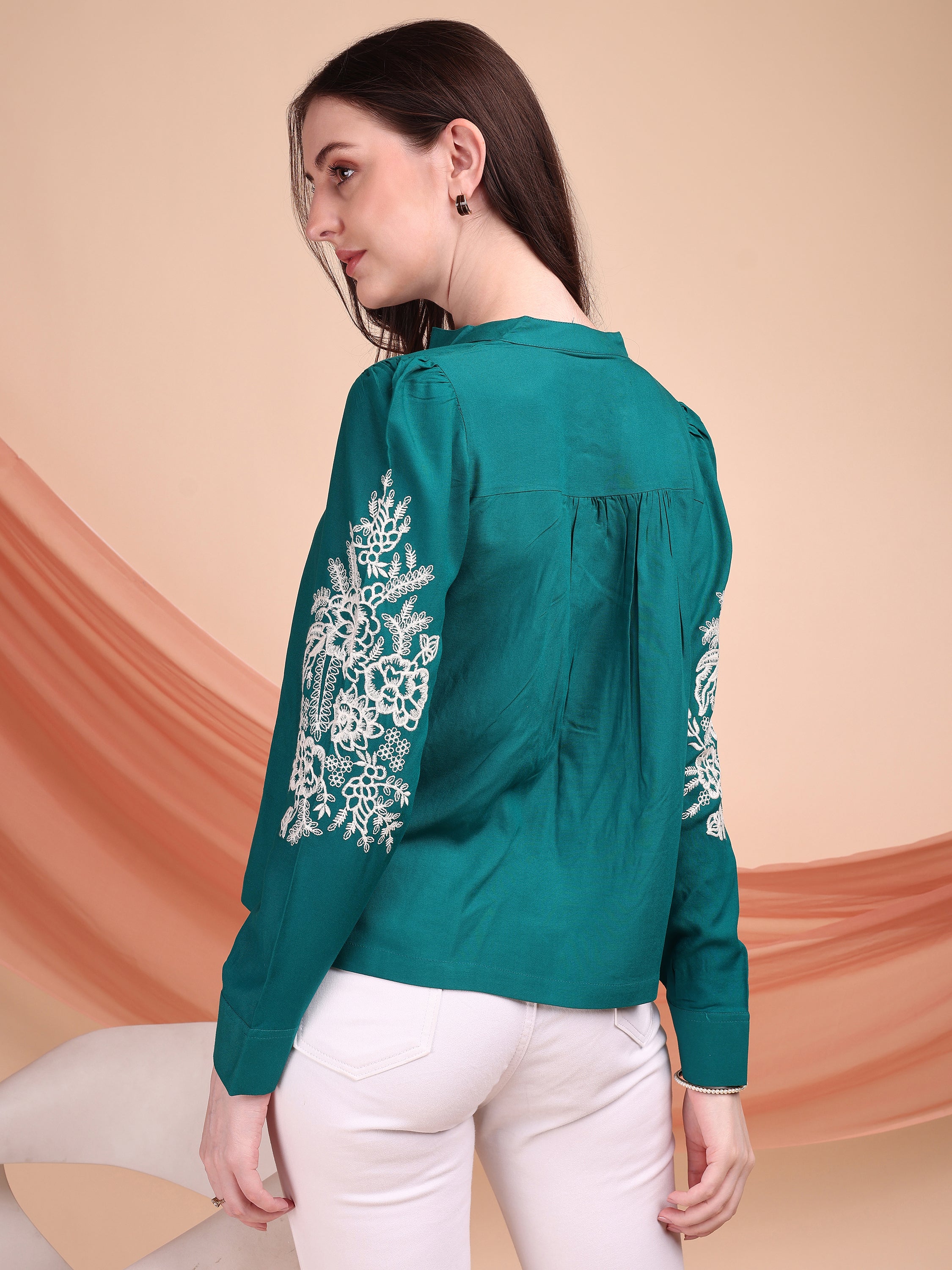 #color_Teal