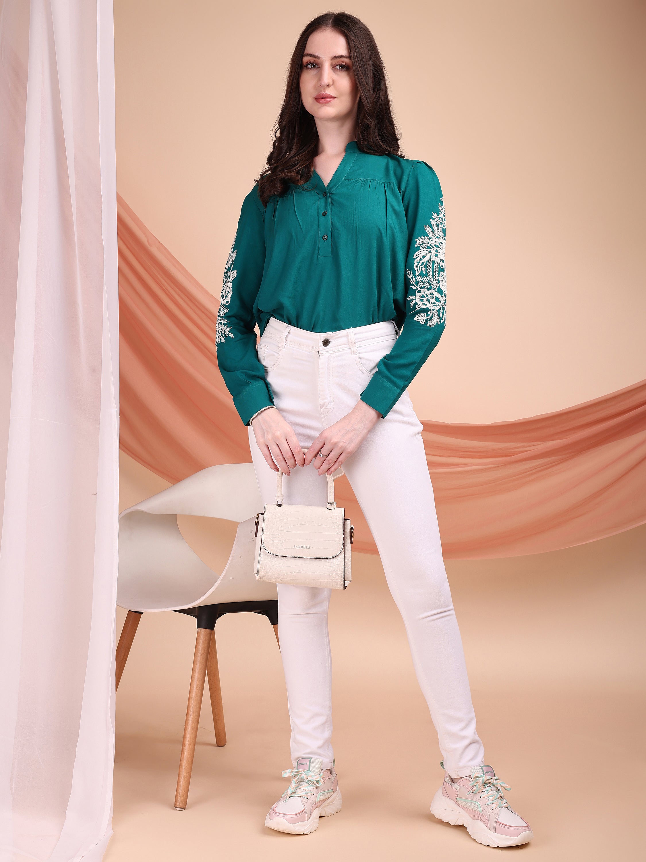 #color_Teal
