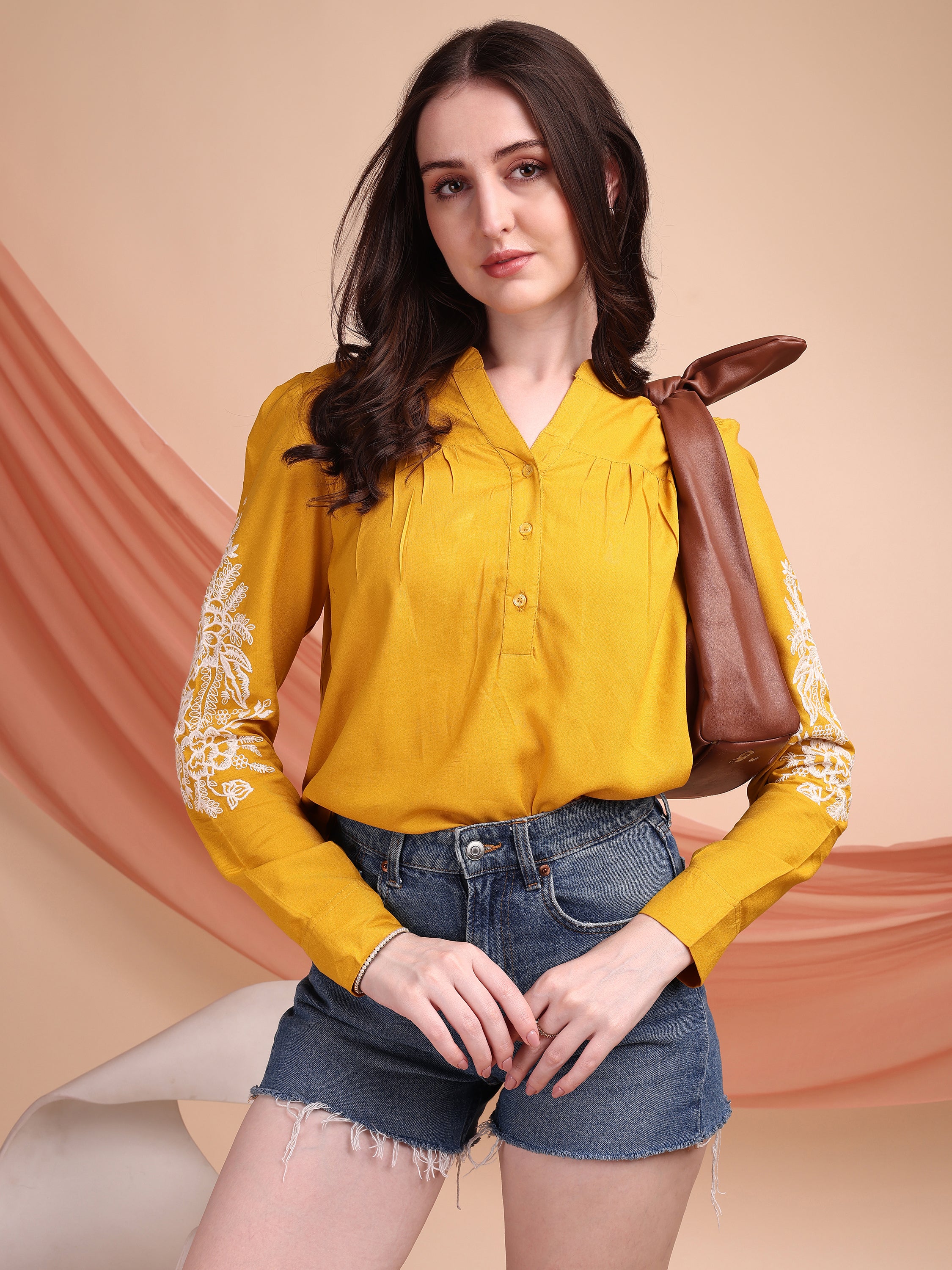 #color_yellow