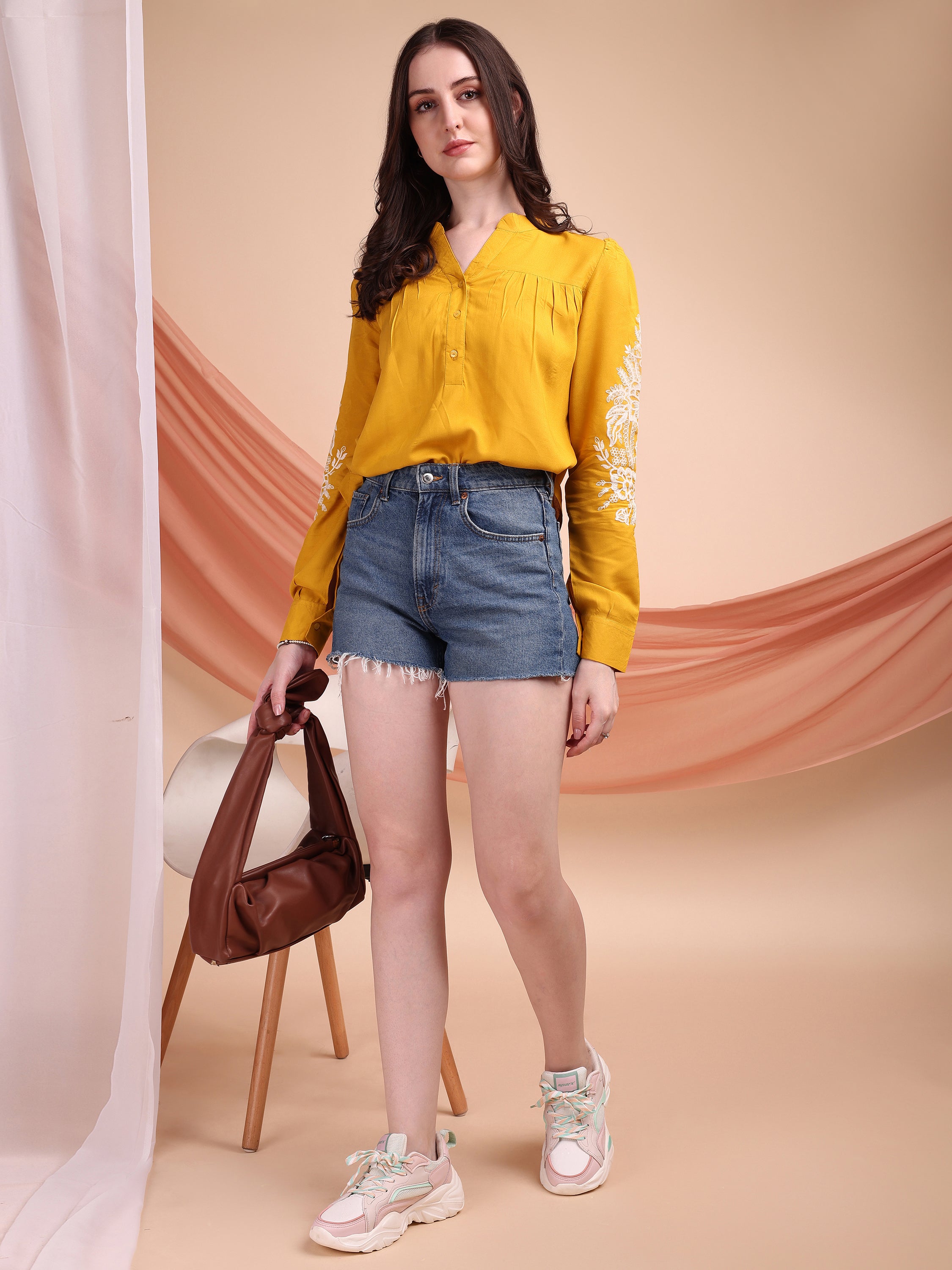 #color_yellow