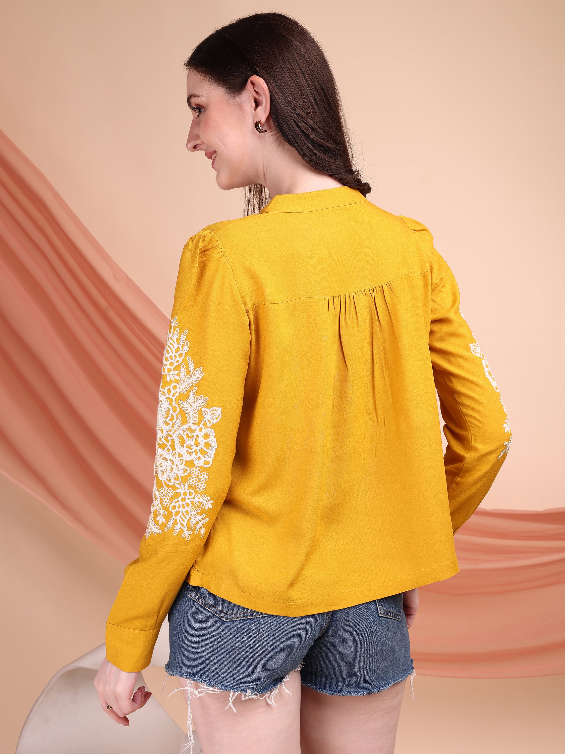 #color_yellow