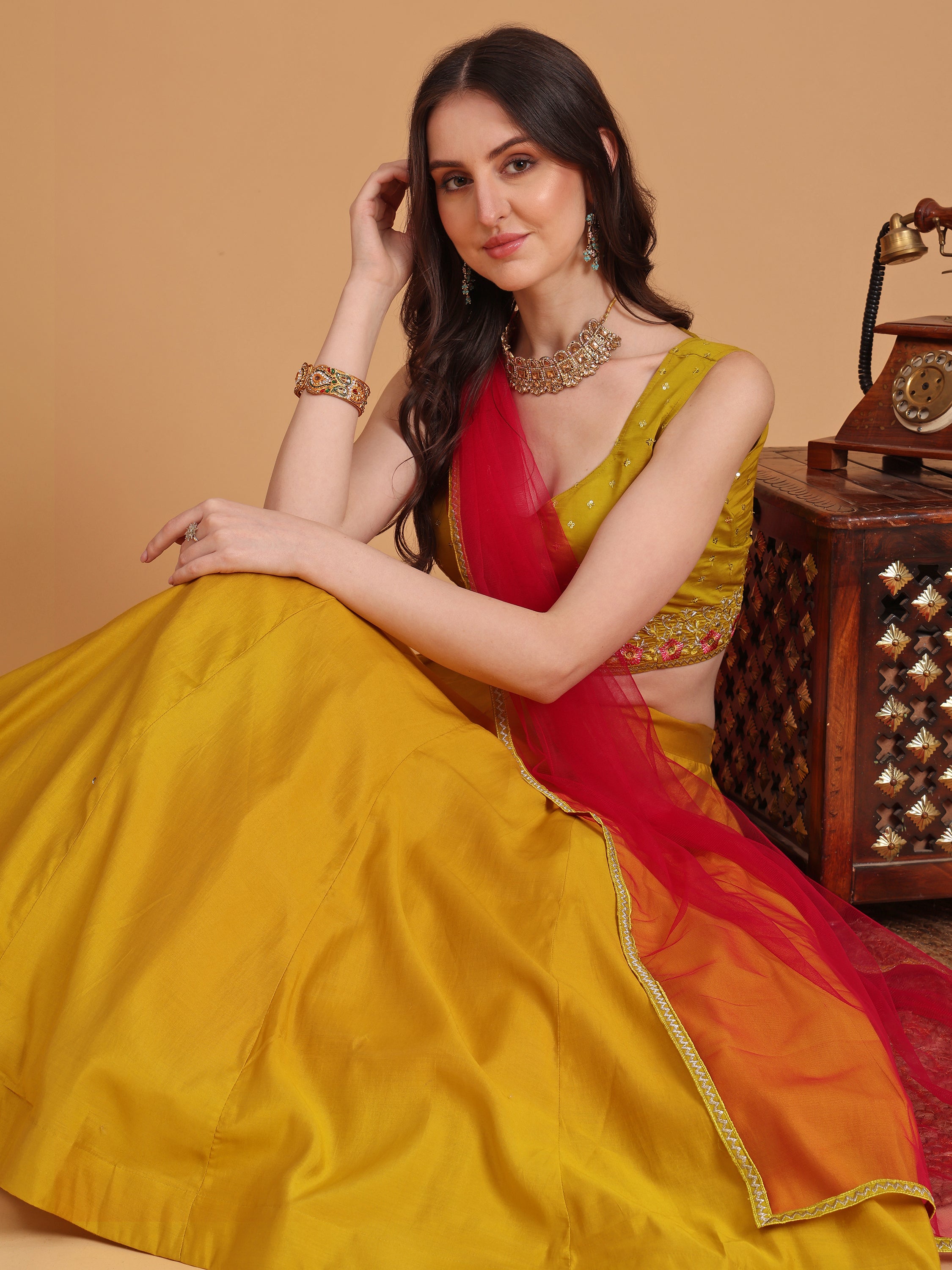 #color_yellow
