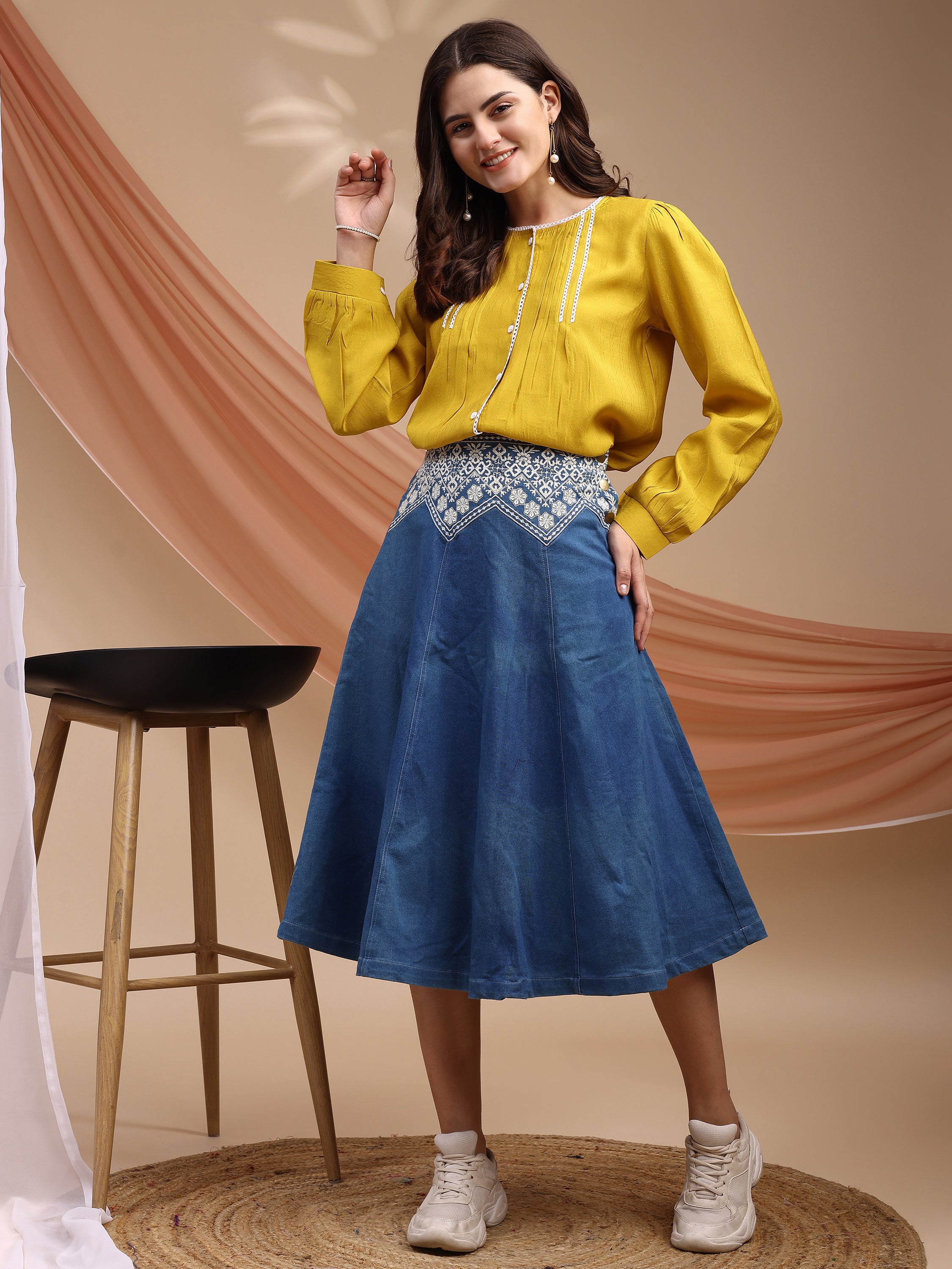 #color_yellow